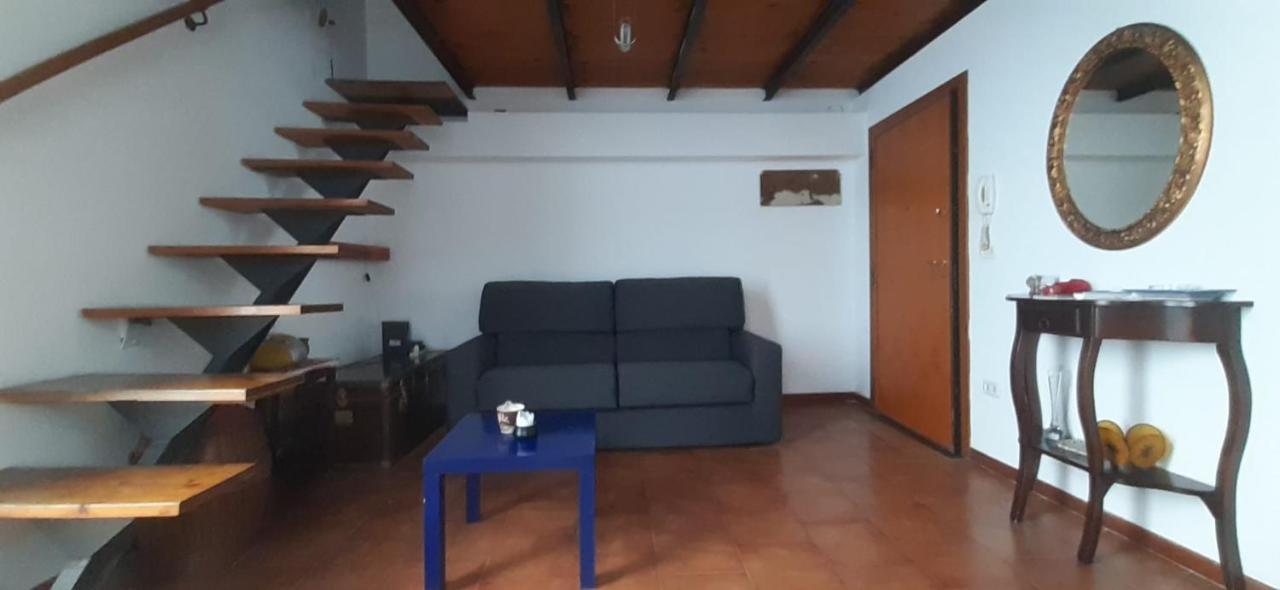La casa sul comó Nápoles Exterior foto